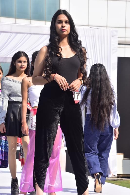 Satyam Fashion Institute Noida Miss SFI 2022 photo 12